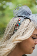 Load image into Gallery viewer, Feathery classic headband
